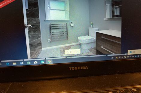 Photo of property in 3 Glen Marine Parade, Glendene, Auckland, 0602