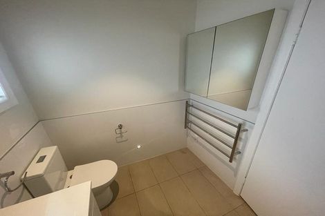 Photo of property in 2/32 Doment Crescent, Orewa, 0931