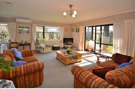 Photo of property in 17b Pemberton Crescent, Greerton, Tauranga, 3112