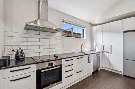 Photo of property in 2 Clover Lane, Lake Hayes, Queenstown, 9304