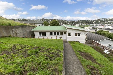 Photo of property in 67 Miramar North Road, Miramar, Wellington, 6022