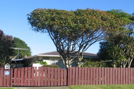 Photo of property in 32b Winton Street, Paraparaumu Beach, Paraparaumu, 5032