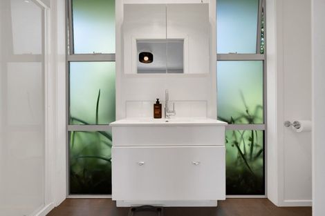 Photo of property in 77 Brooklands Road, Brooklands, New Plymouth, 4310