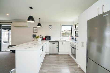 Photo of property in 90 Mavora Crescent, Heidelberg, Invercargill, 9812