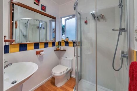 Photo of property in 3 Lanigan Street, Birkdale, Auckland, 0626