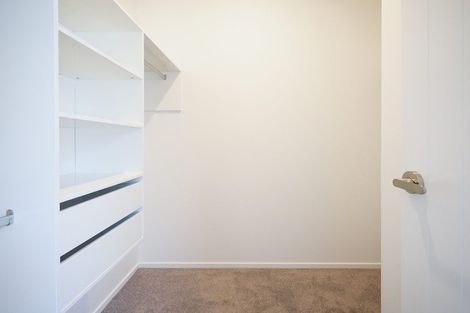 Photo of property in 5/10 Tirimoana Road, Te Atatu South, Auckland, 0602