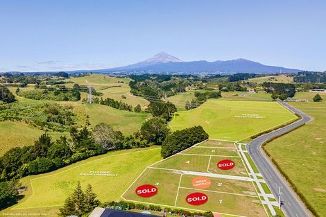 Photo of property in 1 Cowling Road, Hurdon, New Plymouth, 4310