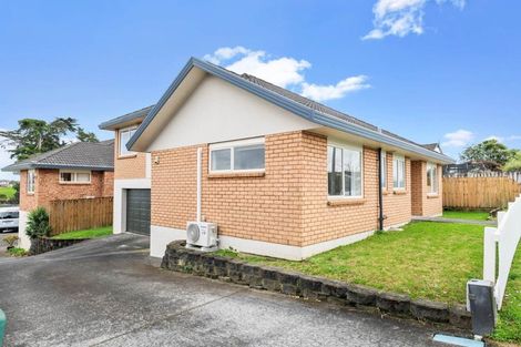 Photo of property in 49 De Quincey Terrace, Highland Park, Auckland, 2010