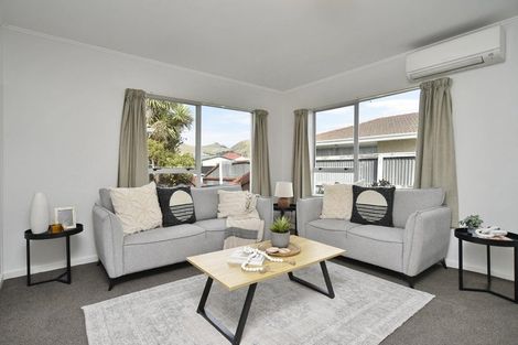 Photo of property in 2/10 Lane Street, Woolston, Christchurch, 8023