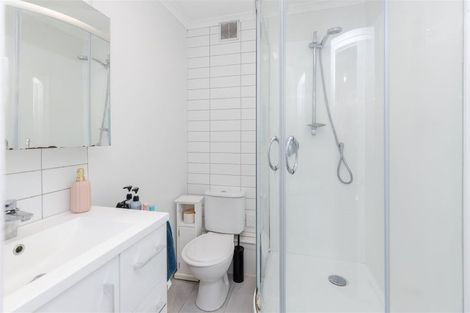 Photo of property in 54 Morrow Avenue, St Andrews, Hamilton, 3200