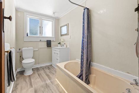 Photo of property in 2 Centennial Park Road, Wellsford, 0900