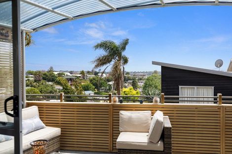 Photo of property in 15 Talbot Place, Welcome Bay, Tauranga, 3112