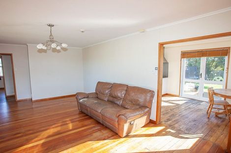 Photo of property in 15 Bayly Street, Waitara, 4320