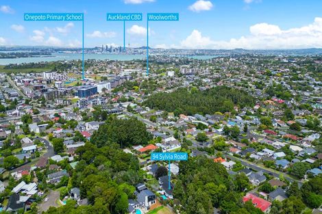 Photo of property in 94 Sylvia Road, Hillcrest, Auckland, 0627