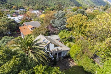 Photo of property in 1 Kew Grove, Raumati Beach, Paraparaumu, 5032