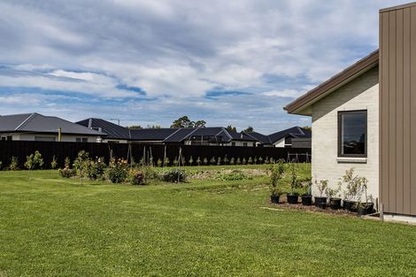 Photo of property in 60 Parsonage Road, Woodend, 7610