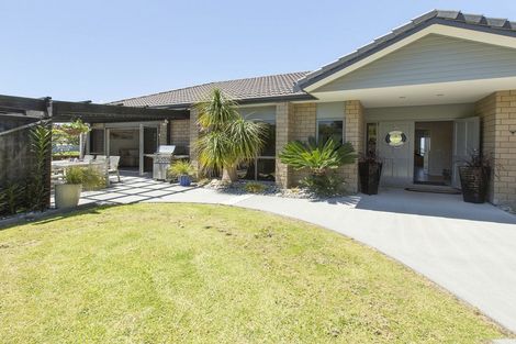 Photo of property in 19 Bay View Road, Whangarei Heads, Whangarei, 0174
