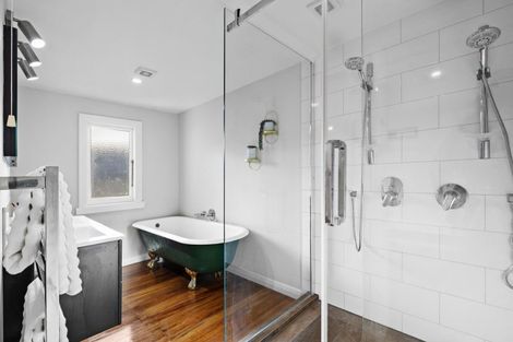 Photo of property in 239 Victoria Avenue, Hokowhitu, Palmerston North, 4410