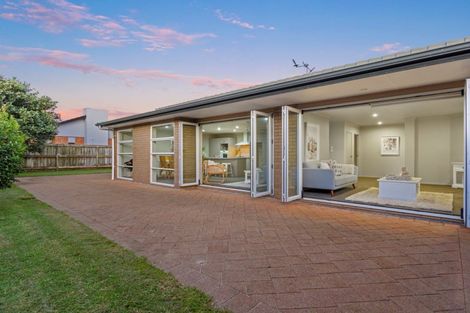 Photo of property in 9 Gibson Place, Papamoa Beach, Papamoa, 3118