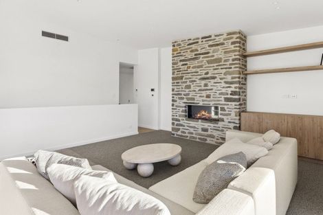 Photo of property in 147b Warren Street, Wanaka, 9305