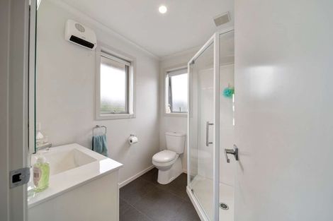 Photo of property in 55 Severn Street, Green Island, Dunedin, 9018