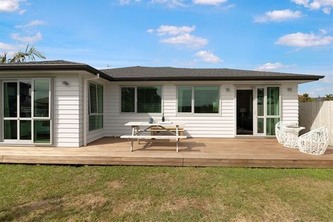 Photo of property in 38e Hetherington Road, Ranui, Auckland, 0612