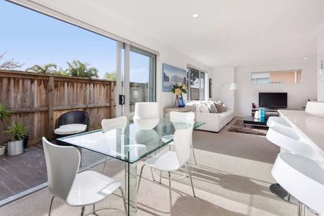 Photo of property in 76 Alverston Street, Waterview, Auckland, 1026