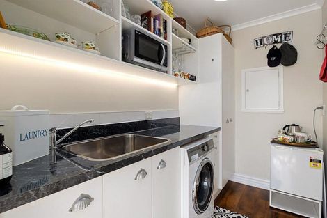 Photo of property in 1 Ash Lane, Cromwell, 9310