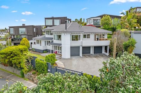 Photo of property in 7 Parr Terrace, Castor Bay, Auckland, 0620