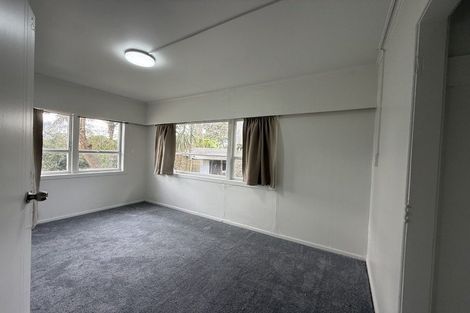 Photo of property in 16 Avonleigh Road, Green Bay, Auckland, 0604