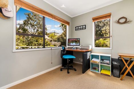 Photo of property in 2/41 Lyons Avenue, Murrays Bay, Auckland, 0630