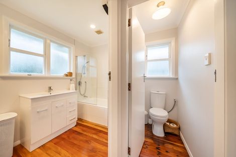 Photo of property in 8a Willow Grove, Ebdentown, Upper Hutt, 5018