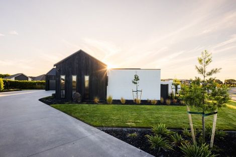 Photo of property in 13 Mike Smith Drive, Cambridge, 3434