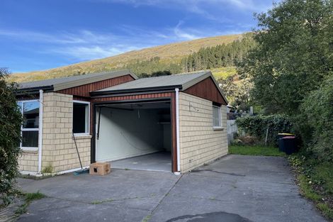 Photo of property in 2/7 Sumnervale Drive, Sumner, Christchurch, 8081