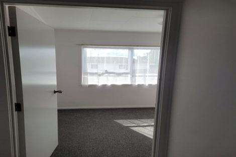 Photo of property in 26 Moire Road, Massey, Auckland, 0614