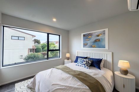 Photo of property in 8/6 James Street, Bayview, Auckland, 0629