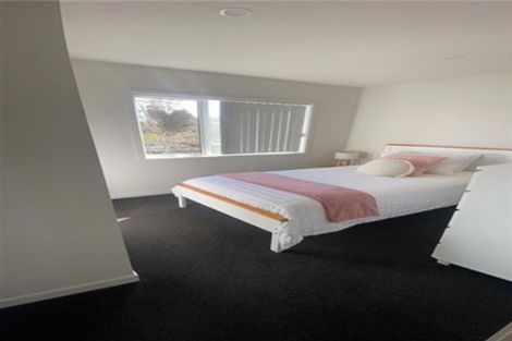 Photo of property in 85a Albany Highway, Unsworth Heights, Auckland, 0632