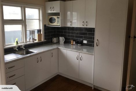 Photo of property in 71 Barton Street, Woolston, Christchurch, 8023