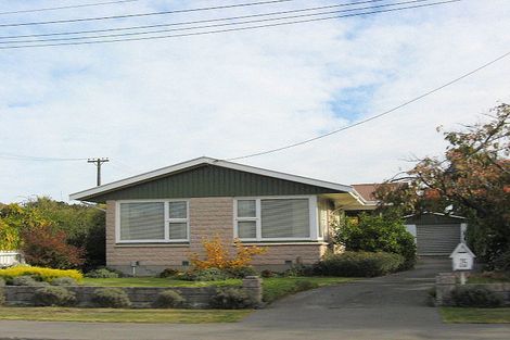 Photo of property in 75 Epsom Road, Sockburn, Christchurch, 8042