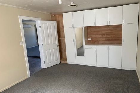 Photo of property in 5 Fonblanque Street, Westport, 7825