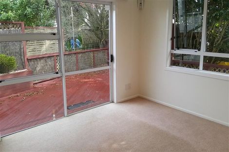 Photo of property in 1/25 Coronation Road, Hillcrest, Auckland, 0627