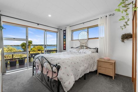 Photo of property in 1 Hawkes Street, Onerahi, Whangarei, 0110