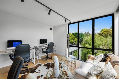 Photo of property in 61 Evelyn Road, Cockle Bay, Auckland, 2014