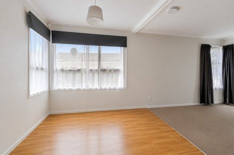 Photo of property in 3 Smedley Street, Manurewa, Auckland, 2102