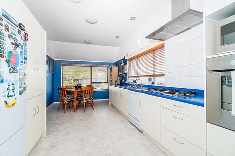 Photo of property in 24 Tiverton Crescent, Whalers Gate, New Plymouth, 4310