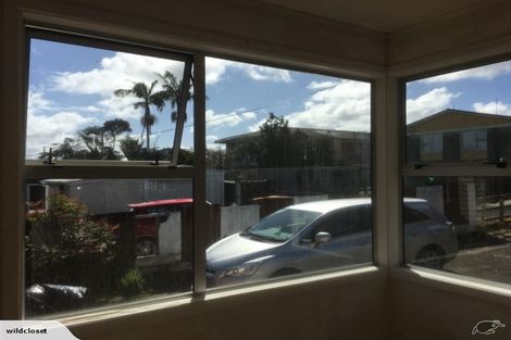Photo of property in 92 Te Atatu Road, Te Atatu South, Auckland, 0610
