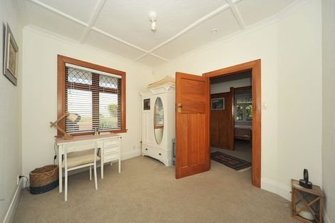 Photo of property in 25 Seatoun Heights Road, Miramar, Wellington, 6022