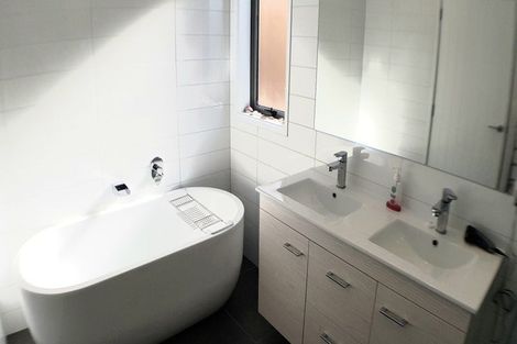 Photo of property in 84 Caldera Drive, Long Bay, Auckland, 0630