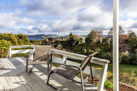 Photo of property in 32 Shepherd Road, Waipahihi, Taupo, 3330