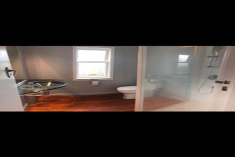 Photo of property in 44 Sylvan Avenue, Northcote, Auckland, 0627